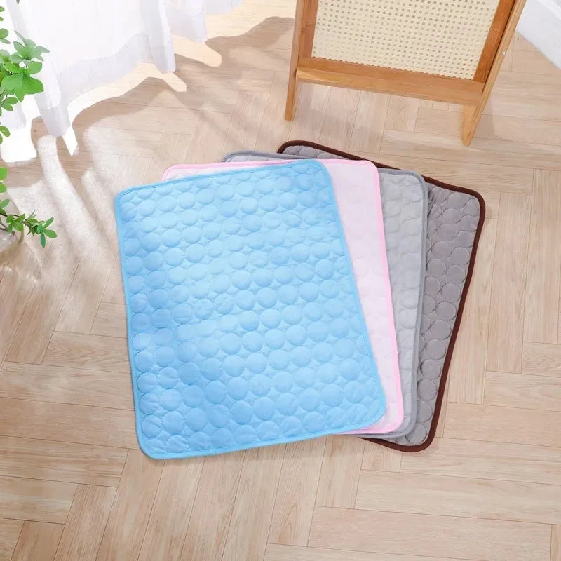 Koelmat Hond Ice Silk – Ademend Zomerbed Lichtgewicht