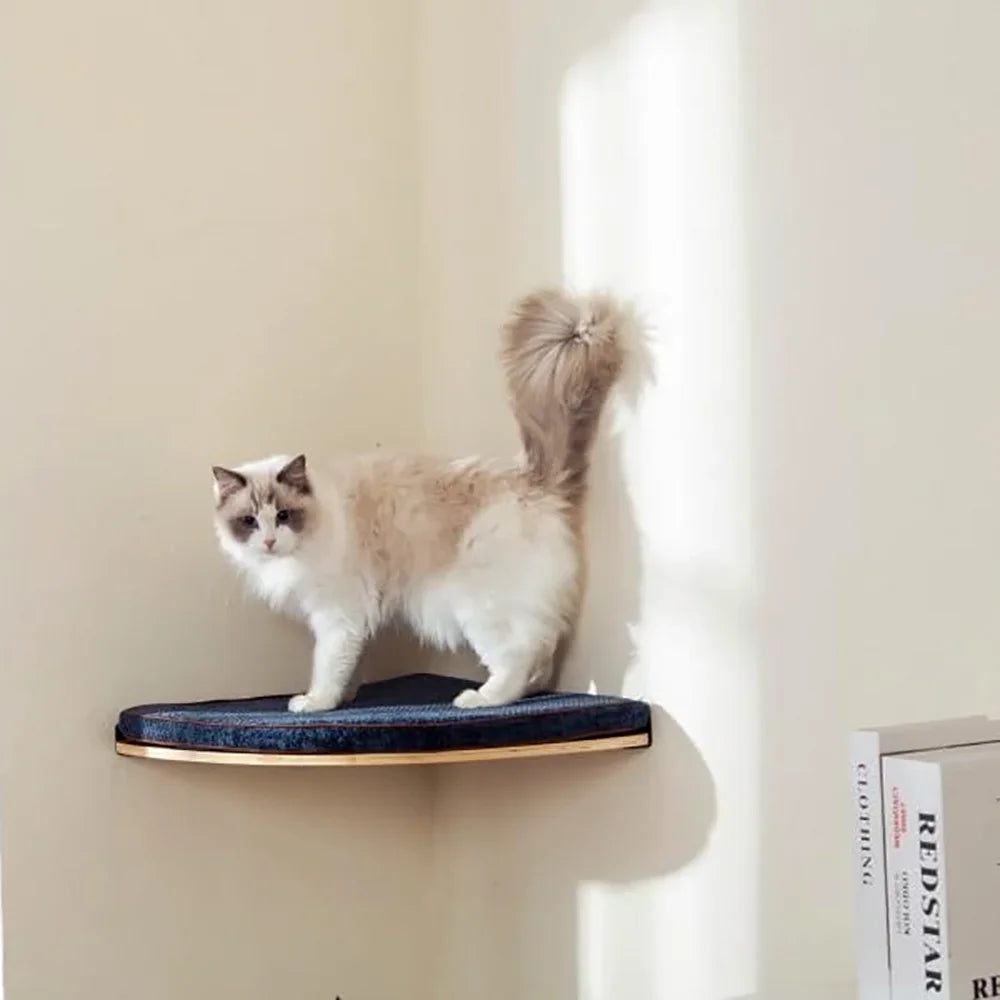 SkyNest Wandgemonteerde Kattenklimtoren
