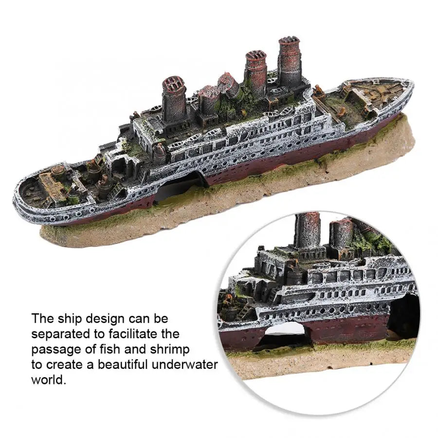 Aquarium Shipwreck Resin Ornament