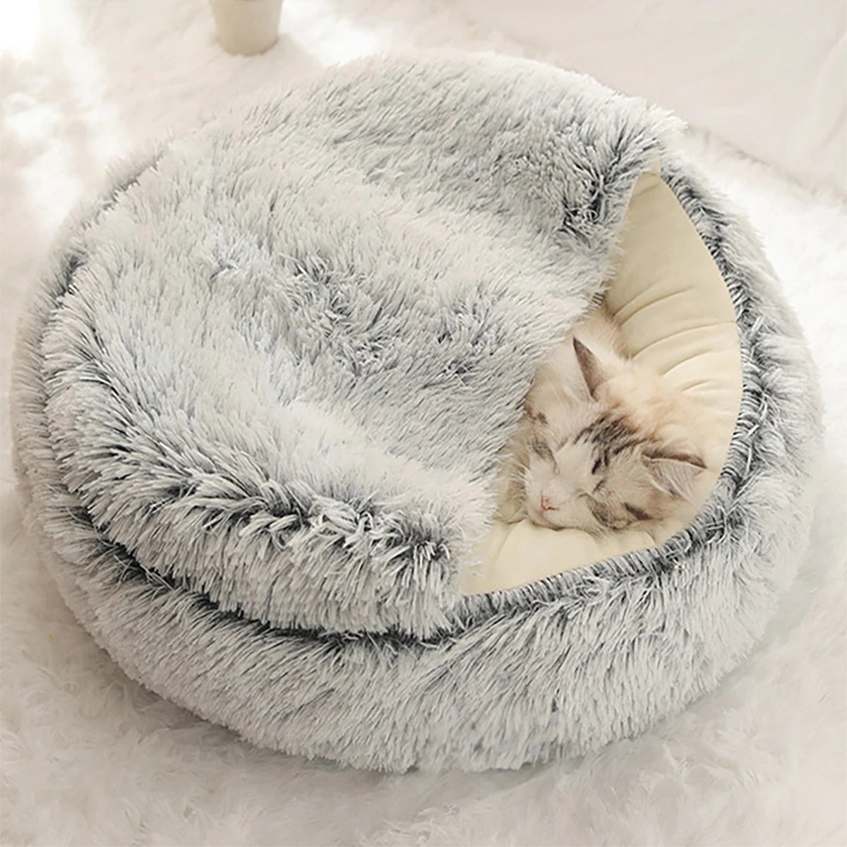 Pluizig Doughnut Kattenbed met Hoed – Zacht & Warm voor Kleine Huisdieren
